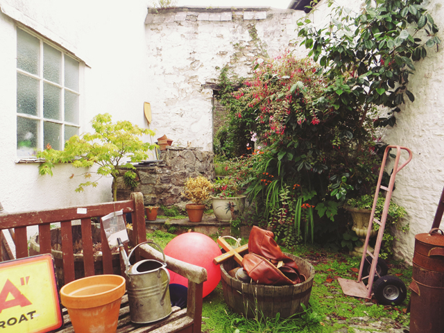 garden with antiques