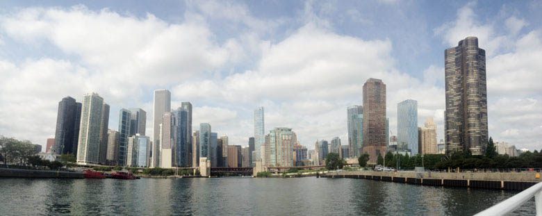 chicago river panoramic
