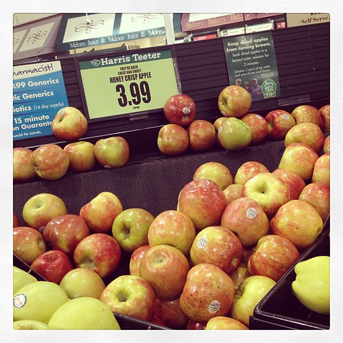 Hurray! Honey crisp apples are in. #weekinthelife #fall