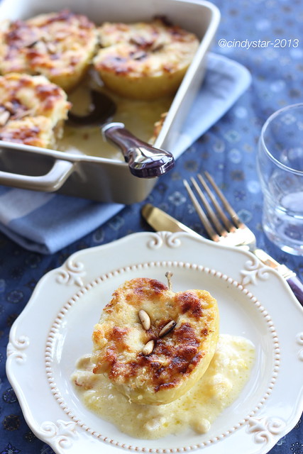 mele al formaggio-baked apple with cheese