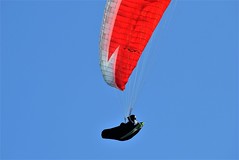 Paraglider, Parachute