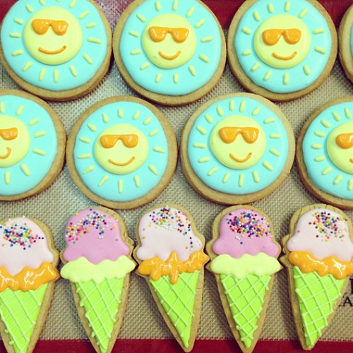 Sun and ice cream cookies #polkadotscupcakefactory