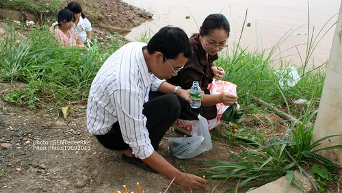 Ancestors day in temple Wat Luang 11 by tGenteneeRke along the Mekong river