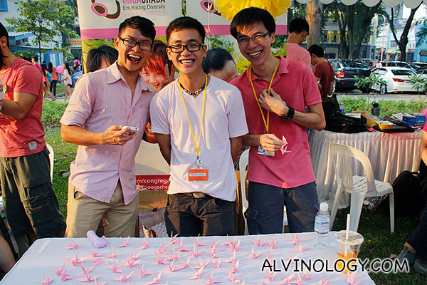 Alvinology Goes to Pink Dot 2013 - Alvinology