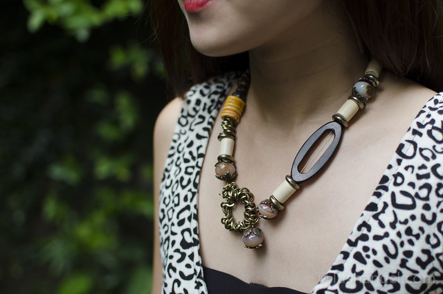 wooden-necklace