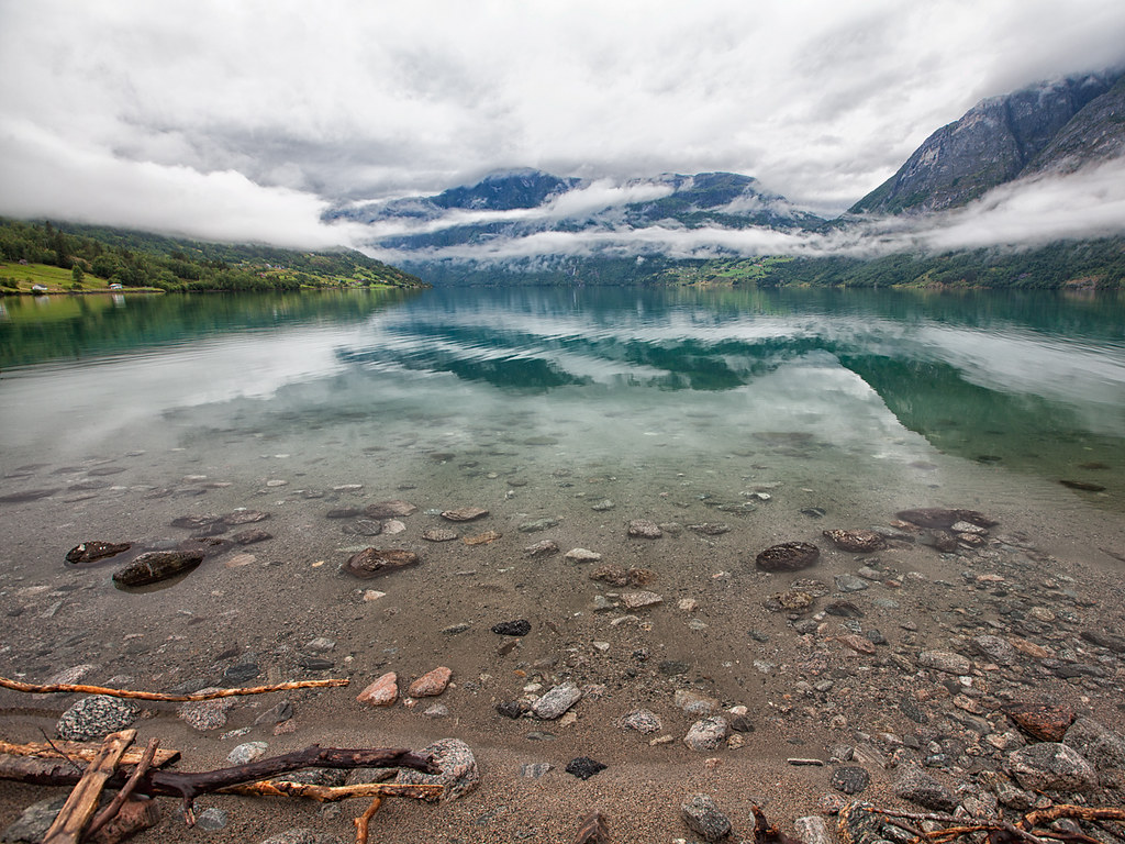 Norway: fjords, lakes and clouds #02