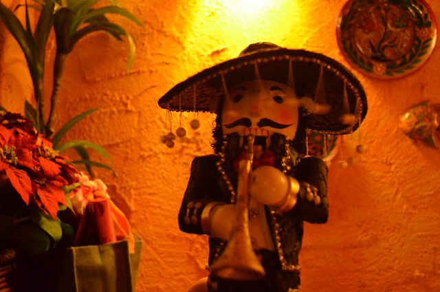 Mexico Lindo mariachi doll