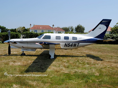 N54WT Piper PA-46-350P Malibu Mirage JetPROP DLX by Jersey Airport Photography