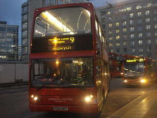 London United VLE14 on Route 9, Hammersmith