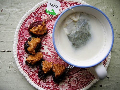 mint almond tea and pb dates