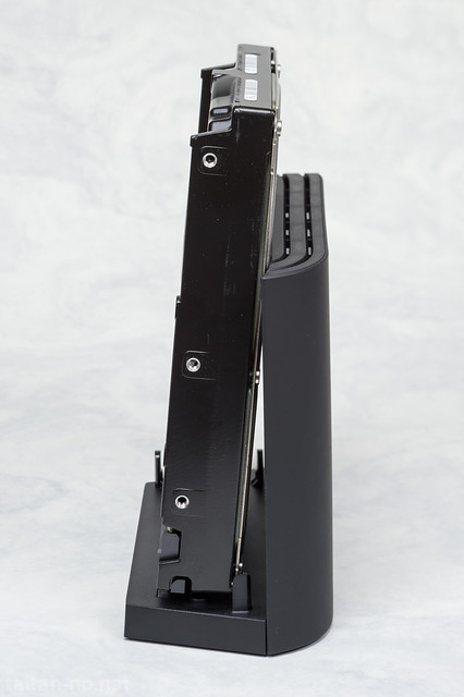 Seagate Backup Plus Desktop Thunderbolt Adapter (STAE129)-DSC_7176