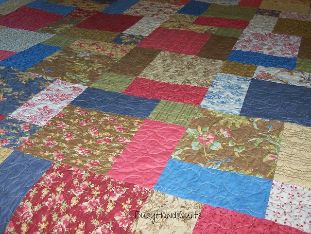Meadow Disappearing Nine Patch Full Size Quilt
