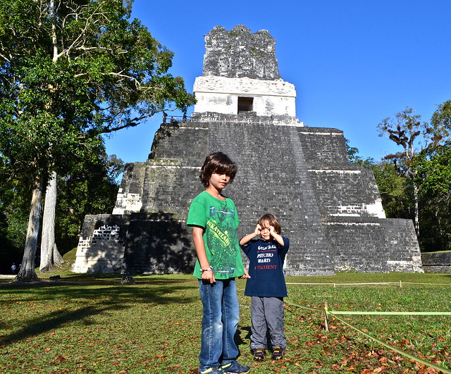 Tikal Pyramides - Guatemala