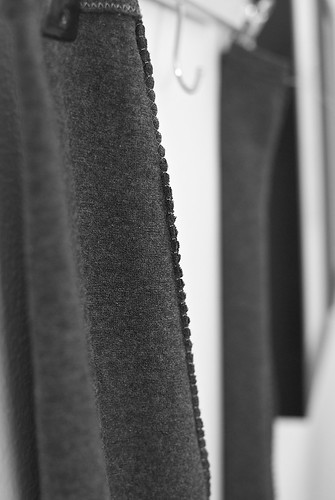 Grey knit leggings