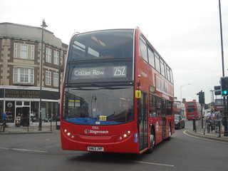 Stagecoach 10166 on Route 252, Romford Station