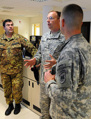 Lt. Gen. Ben Hodges visits Vicenza Military Community
