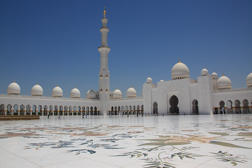 Abu Dhabi: Sheikh Zayed Grand Mosque