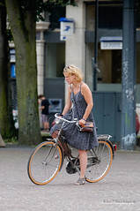 Visitons la France les Lillois aime le vélo, Let us visit France the Inhabitants of Lille likes the bicycle