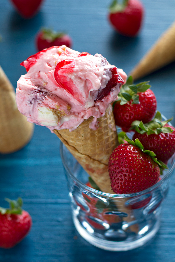 Strawberry Cheesecake Chunk Ice Cream