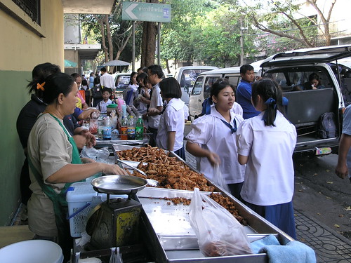 Thailand - Bangkok - Streetlife - Fried Chicken