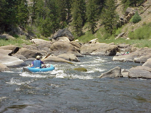 fun colorado kayak rip raft wyoming mavica float northgatecanyon chrisdoyle northplatteriver gregyounger