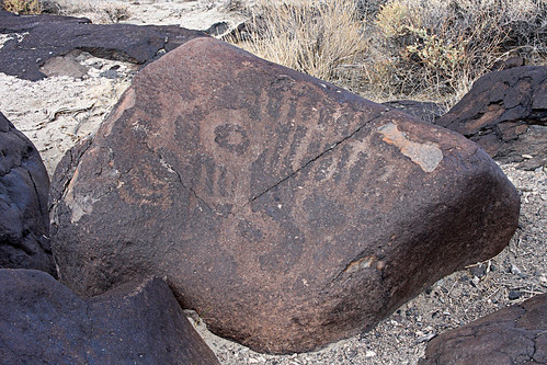 abstract point nevada fallon petroglyph rockart grimes