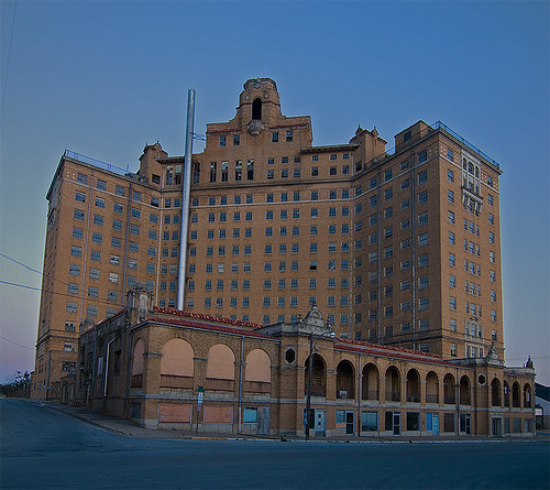 urban abandoned hotel texas baker wells haunted mineral ghosts exploration urbex