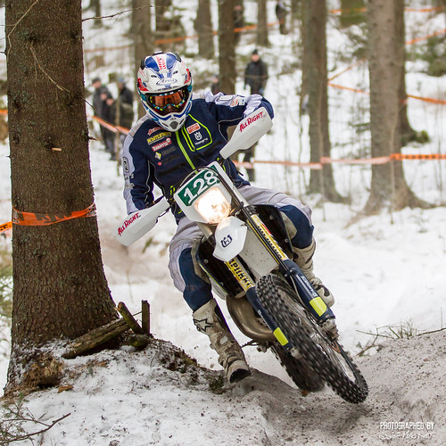 finland suomi tohmajärvi ajoura enduro motorbike motorcycle race speed spoori ura winter