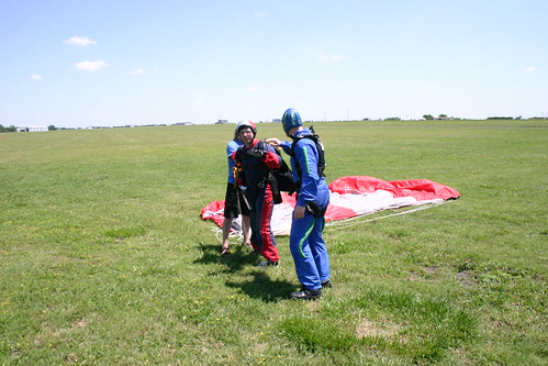 jump skydive tandem parachute skydivedallas
