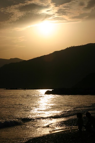 light sunset sea sky italy beach strand landscape licht meer liguria shore baden sonne mere 海 水 意大利 日