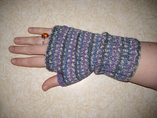 Finished wrist warmers that Fit!