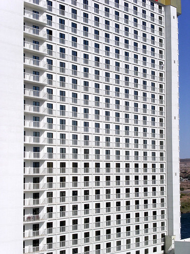 windows architecture grid exterior riverside zoom nevada repetition abstructure laughlin socialcommentary southtower reticula laughlinnevada riversidecasino from8thfloorwindow