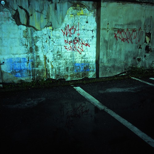 reflection wall night hasselblad okinawa 沖縄 ginowan 夜 hasselblad500cm 宜野湾 planarcf80mm