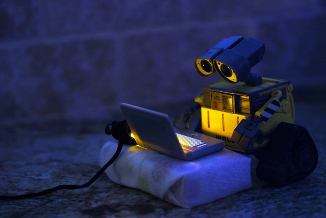 WALL•E Discovers the Internet
