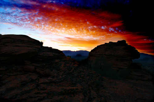 blue sunset red sky cliff mountain beautiful rock moss rainbow wind redrock distance alluring