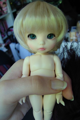 Rukiya's Dolls MAJ 20/07 ~Box Opening Poi Hug Me~ p34 - Page 10 5726535827_01a6c4e8ba