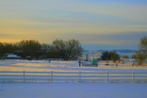 snow rural sunrise fence farmland january2008