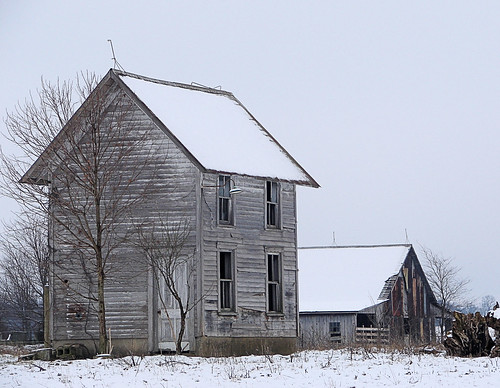 roof winter snow abandoned barn empty indiana decayed wellhouse lawrencecounty thingstimeforgot