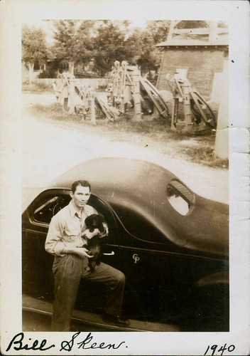 Bill Skeen 1940 car and his dog