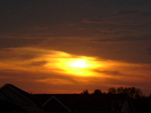 sun fire sunsets beautifulsunset mostbeautiful marionohio ohiosunsets goodingroadmarionohio marionohiosunset