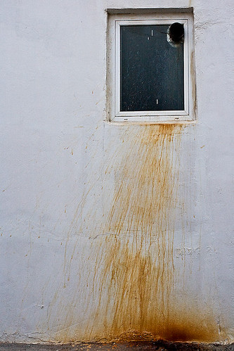 urban window decay urbandecay greece crete canonef35mmf2 blueribbonwinner 250v10f canoneos400d betterthangood goldstaraward neaalikarnassos