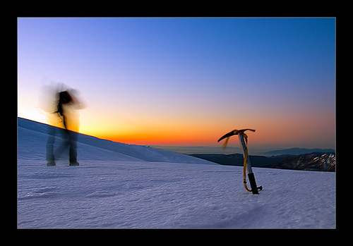 mountain snow ice dawn neve mountaineering axe montagna ghiaccio 25faves mywinners anawesomeshot goldstaraward