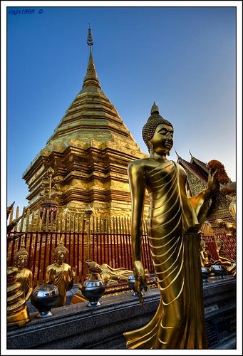 blue statue thailand gold pagoda nikon exposure rags buddha chiangmai relic blending chianmai tonemapped rags1969