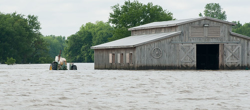 Mississippi River flooding in 2011. The Third National Assessment of climate, released today found that climate disruptions to agricultural production have increased in the past forty years and are projected to increase over the next twenty five years. Photo Credit: Lance Cheung, USDA OC