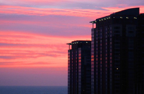 pink chicago sunrise buildings dawn soe ysplix