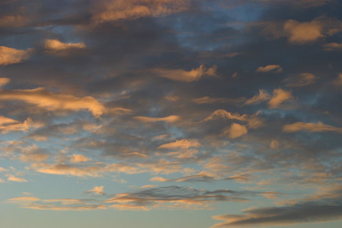 blue winter sunset sky orange white clouds january iowa markevans irresistiblebeauty chimothy27