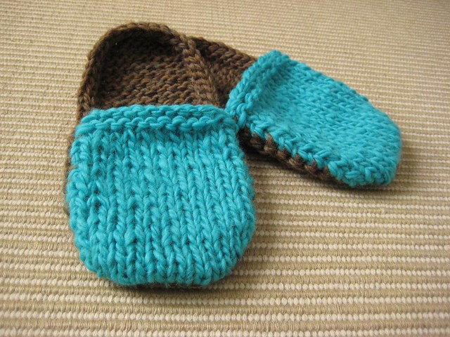 35+ Free Slipper Patterns: {Knit, Crochet, Sewing} : TipNut.com