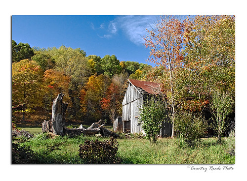 autumn fall leaves barn rural landscape countryside nikon colorful decay farm country rustic rusty indiana land weathered d200 nikkor browncounty 18200mmf3556gvr countryroadsphoto