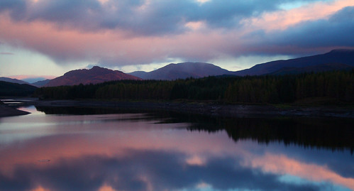 sun mountain lake water set clouds dark scotland highlands view peaceful bleak loch spectacularsunsetsandsunrises