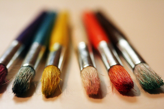 paint brushes color selection